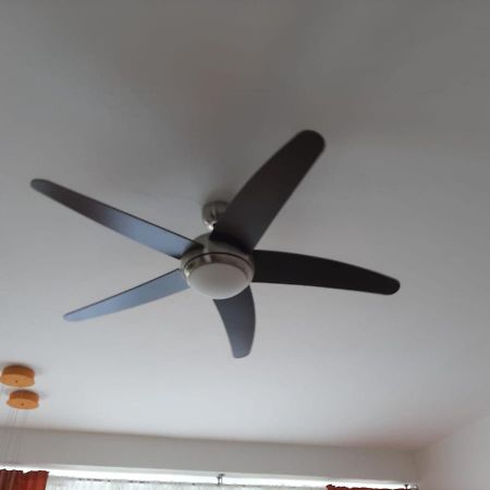 Žlutý apartmán v Chomutově Exterior foto