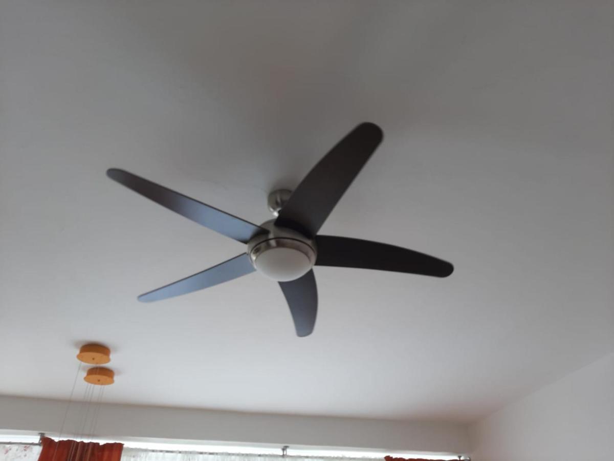 Žlutý apartmán v Chomutově Exterior foto